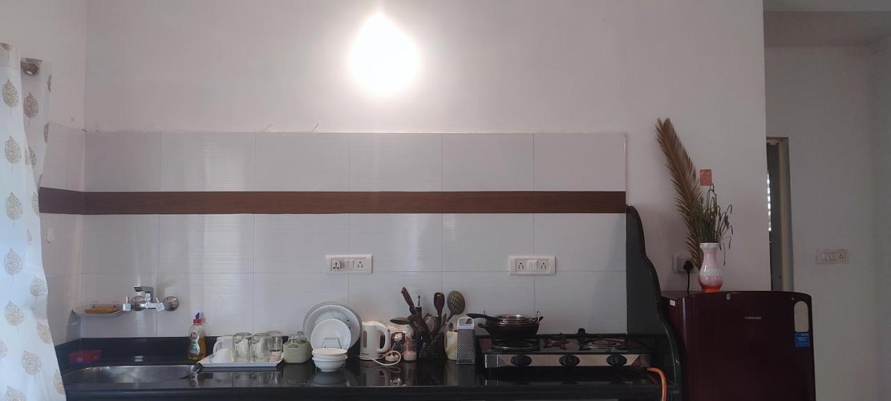 J-House, Spacious Apartments With Balconies, Thalassa 1Min Away Siolim Eksteriør bilde