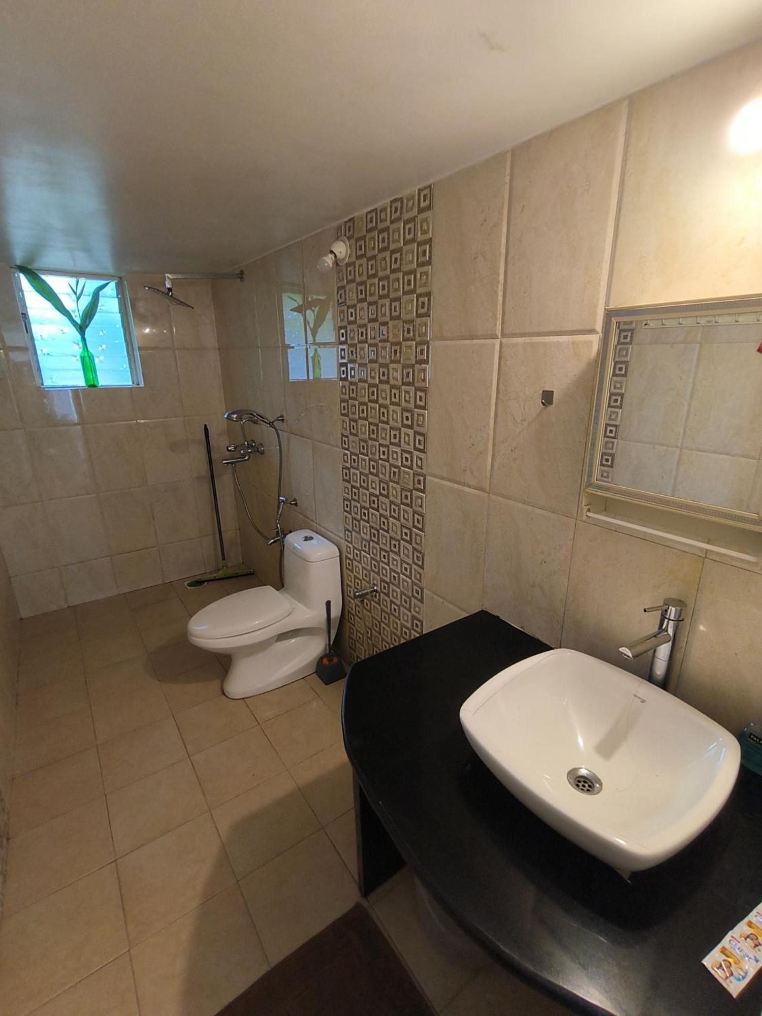 J-House, Spacious Apartments With Balconies, Thalassa 1Min Away Siolim Rom bilde